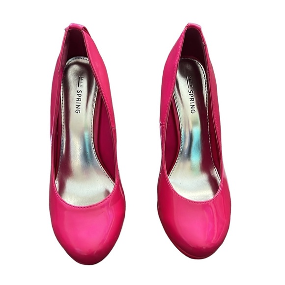 Call It Spring Neon Pink Patent Leather Heels Size 7 - Picture 3 of 8